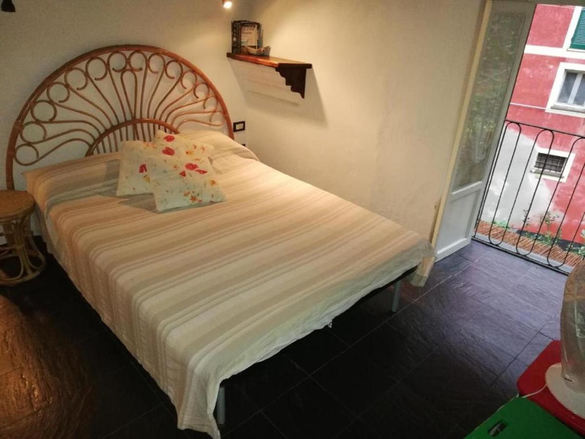 Bilocale Centro Storico - Via Sant' Erasmo Apartman Bonassola Kültér fotó